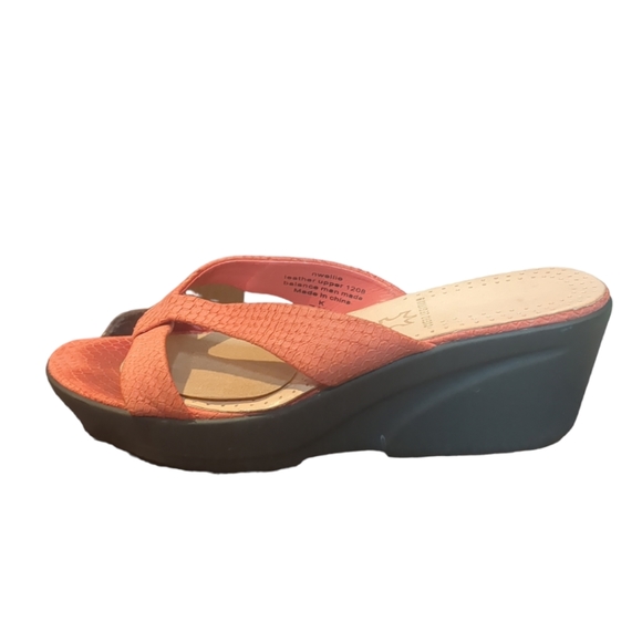 NINE WEST Orange Leather Wedges Slide Sandals Size  7.5. - Picture 2 of 16